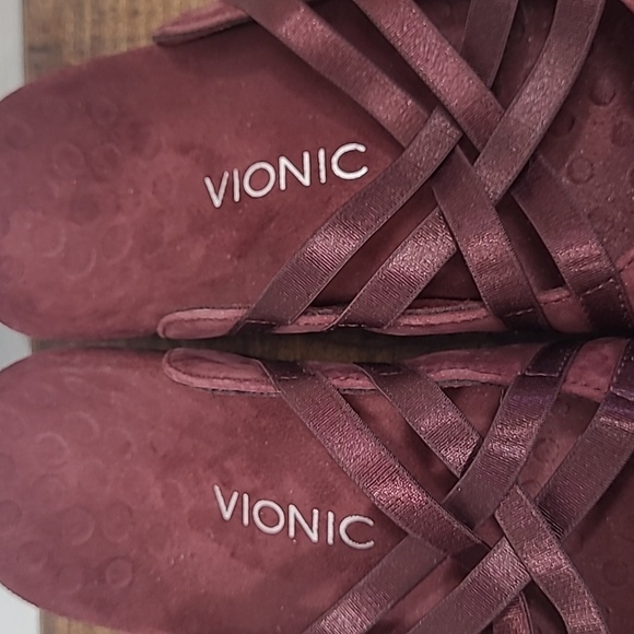 Vionic Sandals Women's sz 9 Claire Purple Suede Leather Slip On Mule Slides - Picture 10 of 11